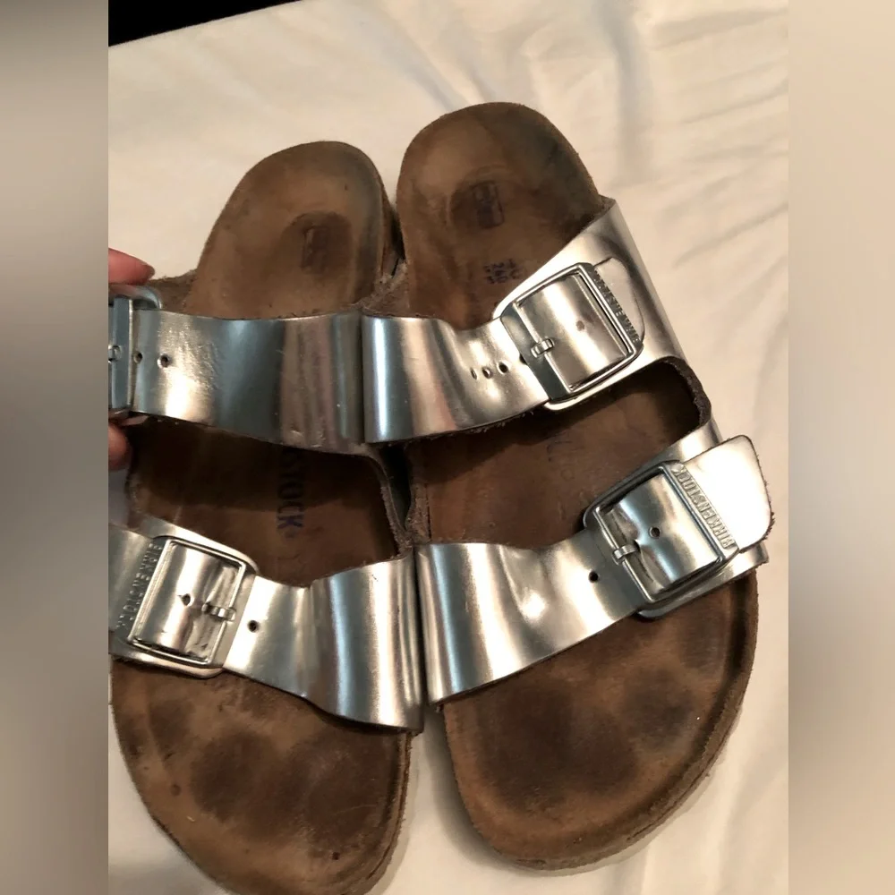 Birkenstock Arizona Softbed Metallic Silver Narrow (Women's)